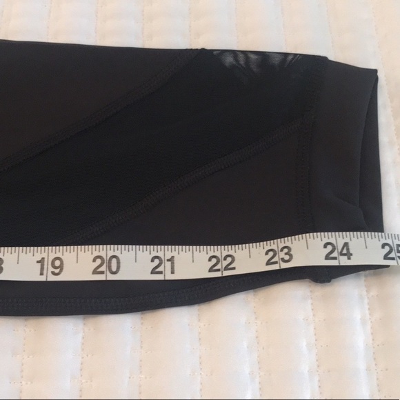 NWT Black Compression Ankle Leggings - Picture 9 of 9